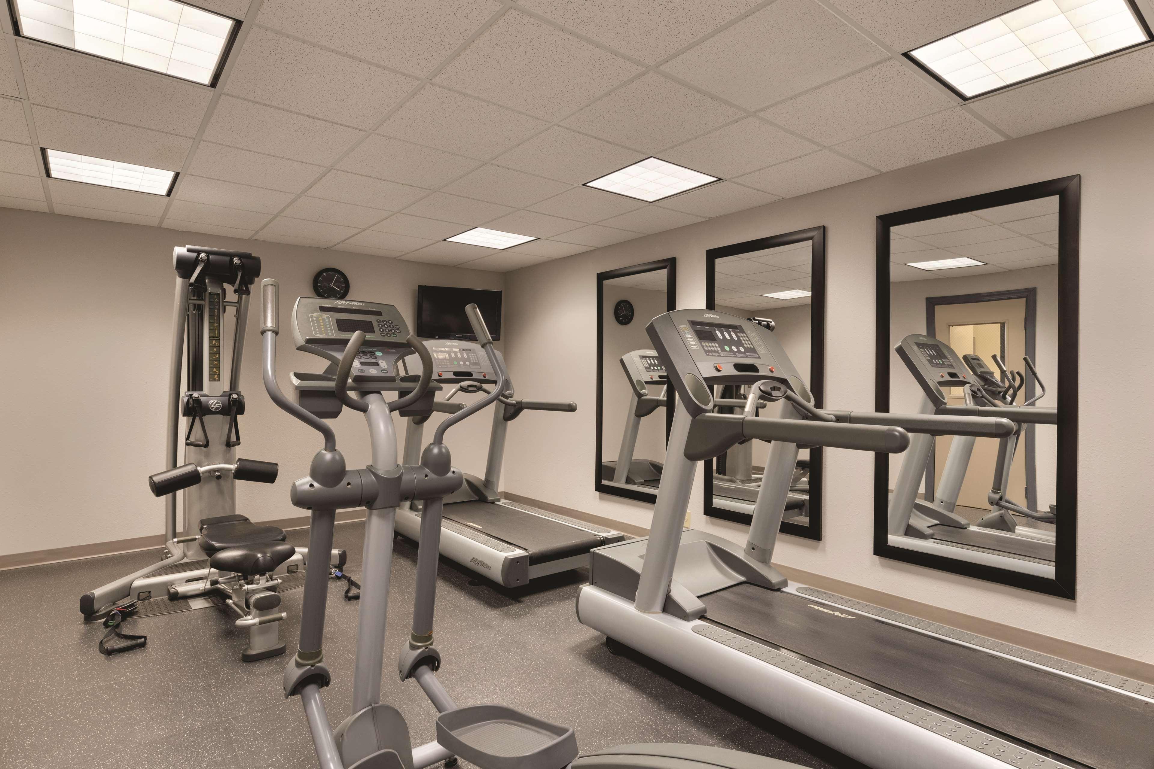 Country Inn & Suites By Radisson, Madison, Al Zewnętrze zdjęcie
