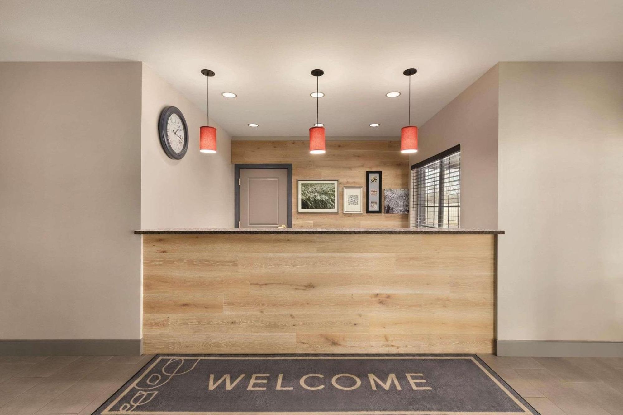 Country Inn & Suites By Radisson, Madison, Al Zewnętrze zdjęcie
